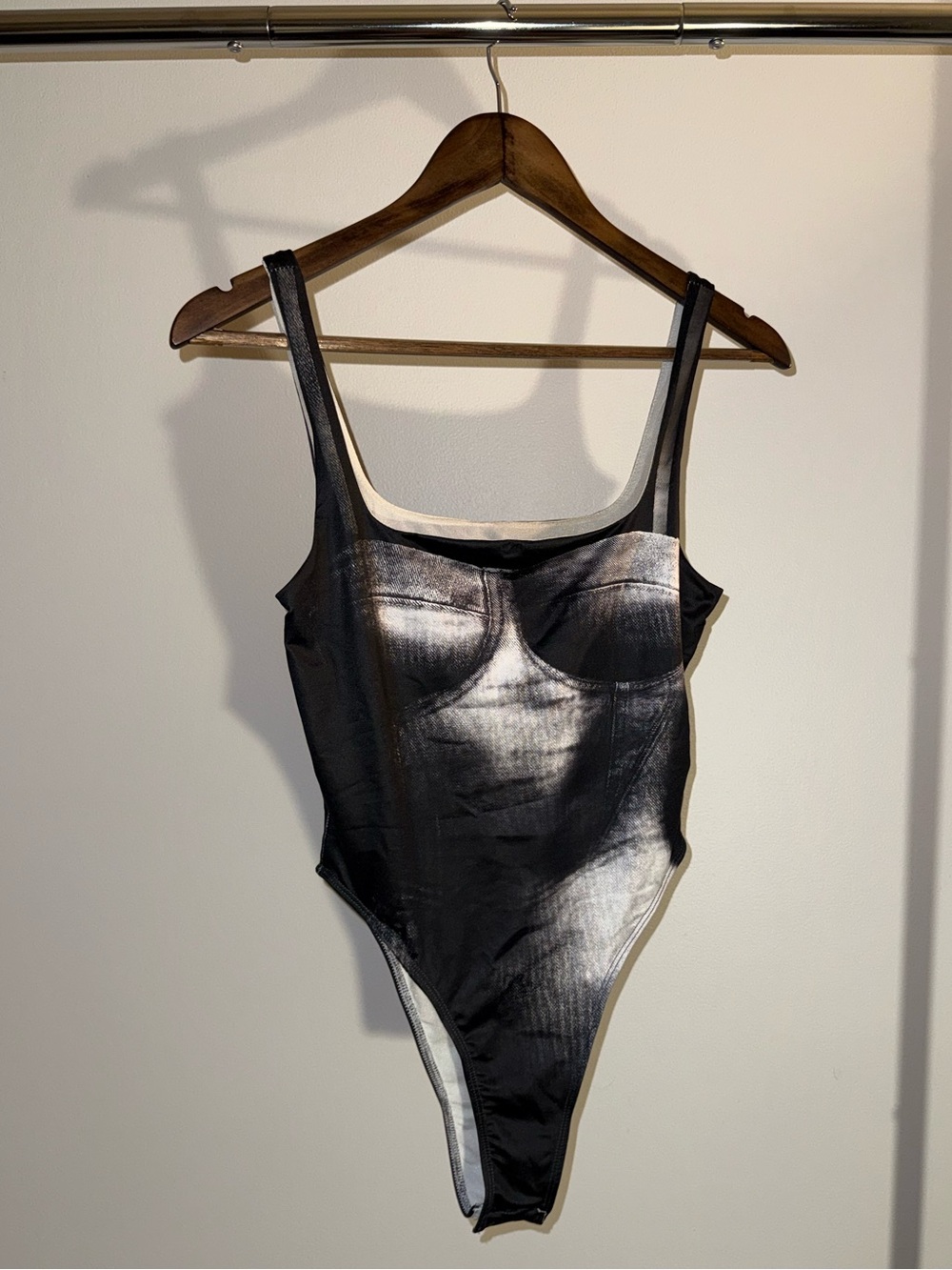 SHEIN Black Sculpting Bodysuit